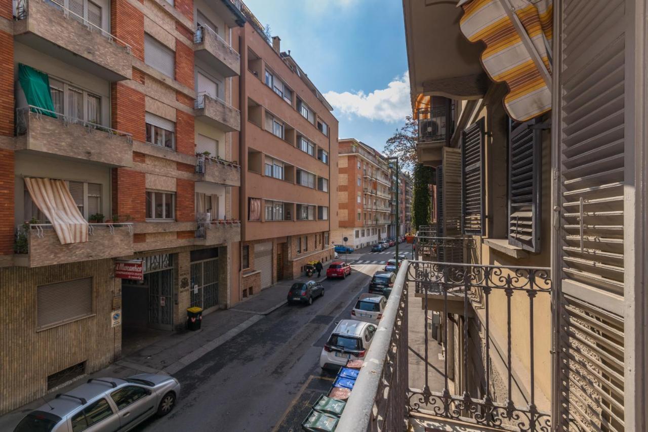 Appartamento In Piazza Adriano In Zona Cenisia Turyn Zewnętrze zdjęcie